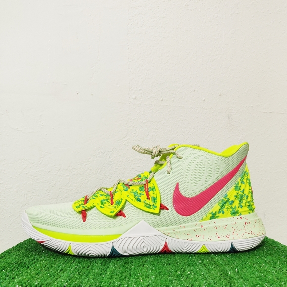 Nike Kyrie 5 EYBL Promo Ember Basketball Shoes - Picture 5 of 8